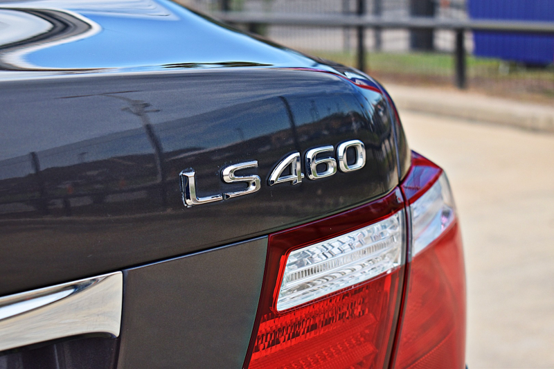 Lexus LS 460 2009 price $15,850