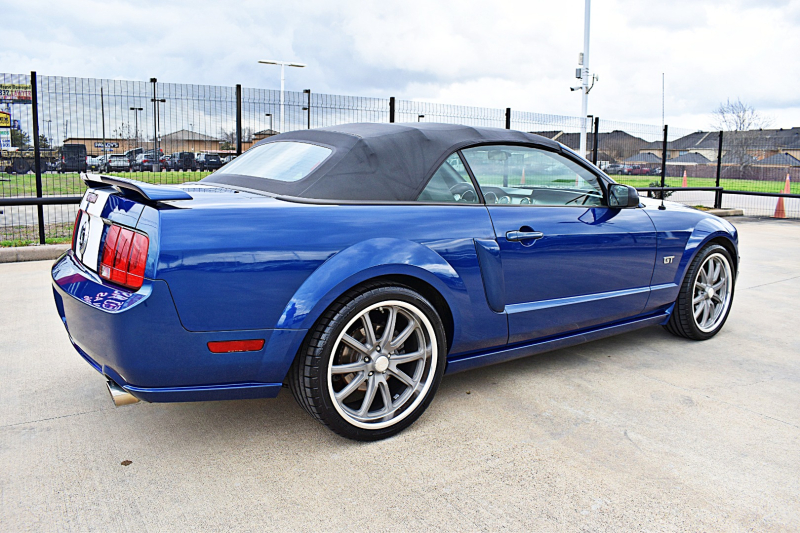 Ford Mustang 2006 price $24,850