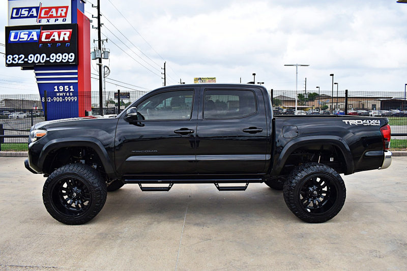 Toyota Tacoma TRD Off-Road 4X4 3.5L V6 Lifted 2019 price $33,900