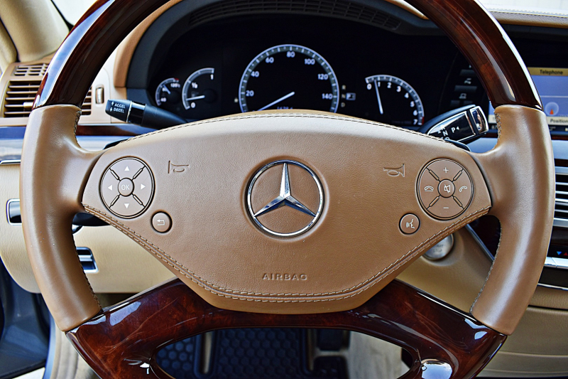 Mercedes-Benz S-Class 2010 price $17,850