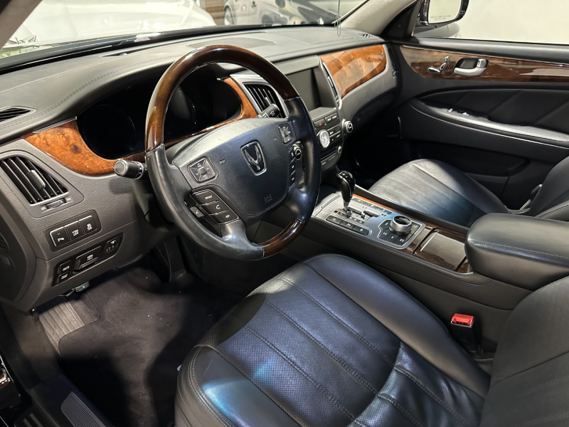 Hyundai Equus 2013 price $15,500