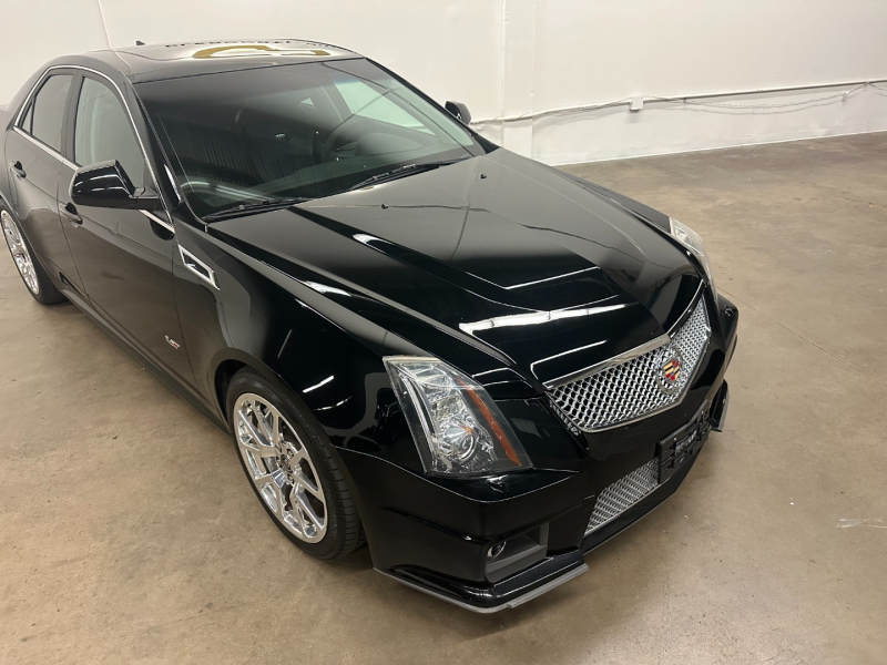 Cadillac CTS-V Sedan 2011 price $39,550
