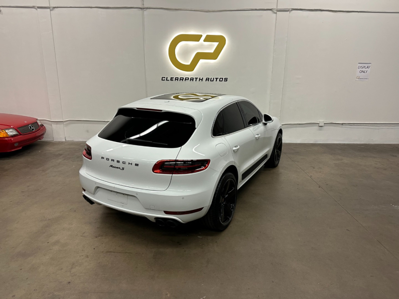Porsche Macan 2015 price $22,668