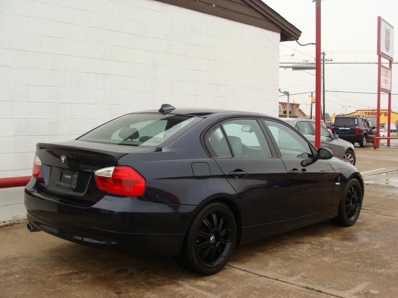 BMW 3-Series 2006 price $3,900