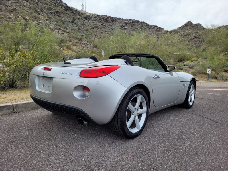 Pontiac Solstice 2009 price $7,995