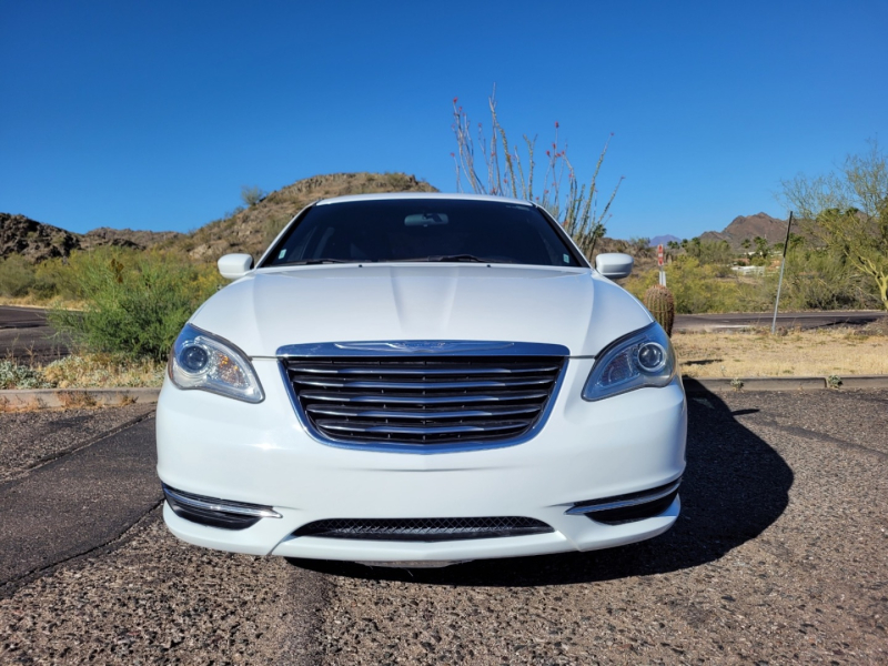 Chrysler 200 2013 price $6,750