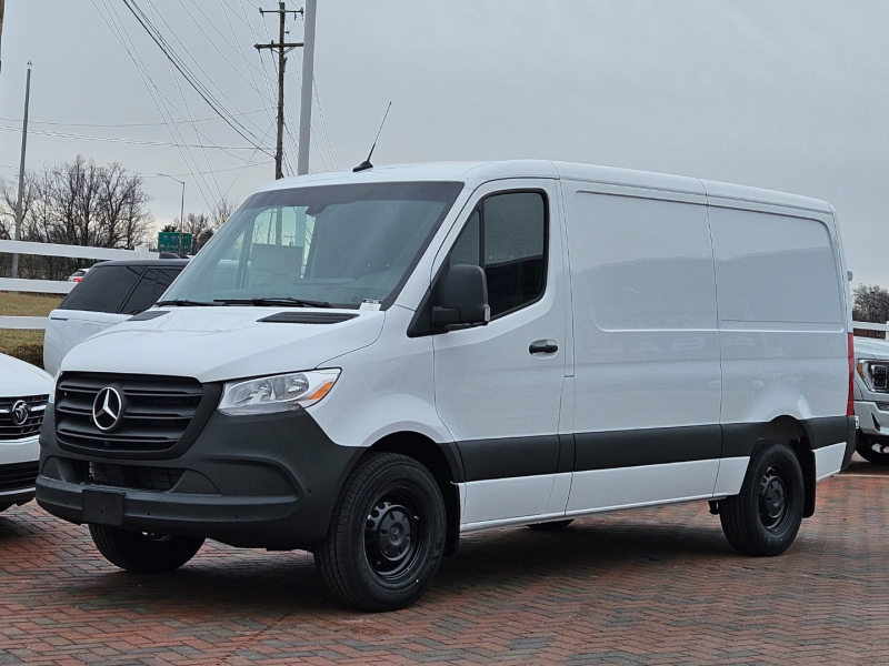 Mercedes-Benz Sprinter Cargo Van 2024 price $57,377