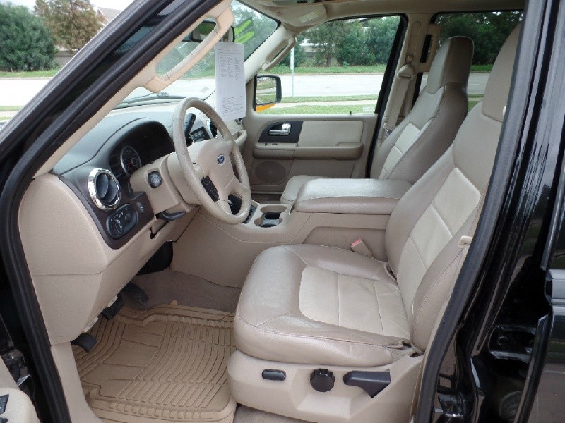 Ford Expedition 2006 price $7,990