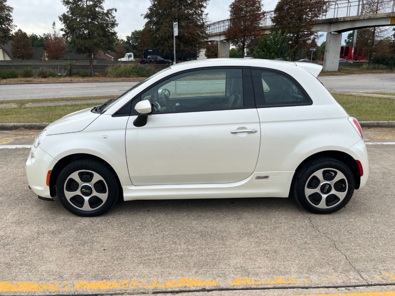 Fiat 500e 2015 price $10,990