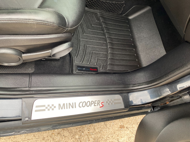 Mini Cooper Countryman 2015 price $10,990