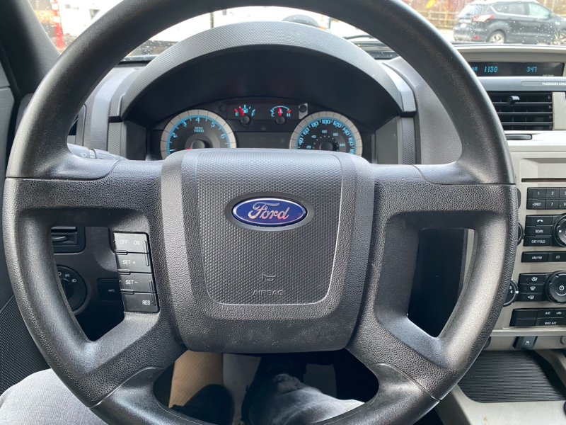 Ford Escape 2010 price $5,499