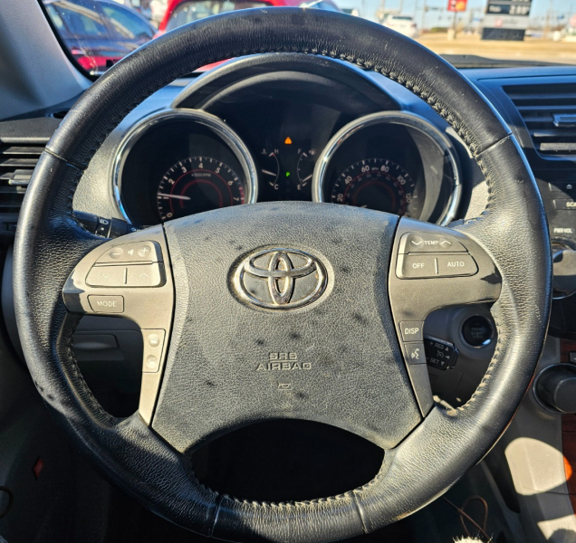 Toyota Highlander 2008 price $7,500