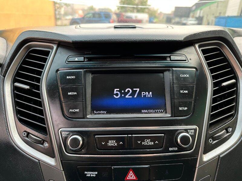 Hyundai Santa Fe Sport 2018 price $19,950