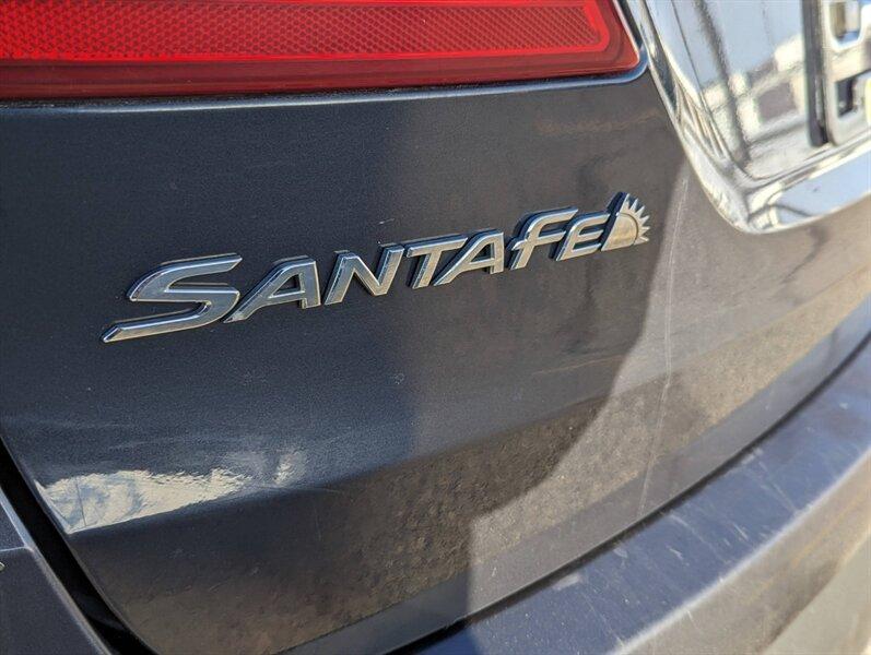 Hyundai Santa Fe 2013 price $14,750