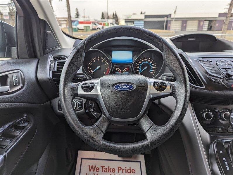 Ford Escape 2016 price $16,950