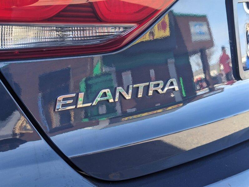 Hyundai ELANTRA 2017 price $19,950