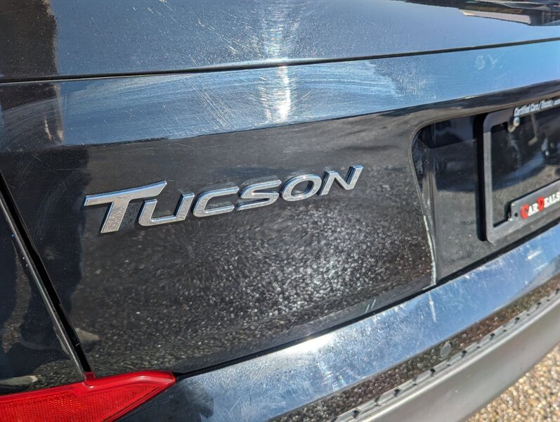 Hyundai TUCSON 2017 price $19,950