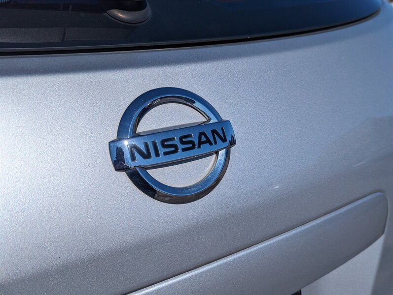 Nissan Rogue 2010 price $10,950