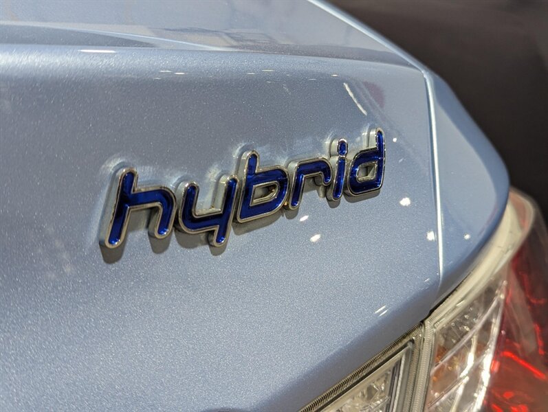 Hyundai SONATA Hybrid 2012 price $10,950
