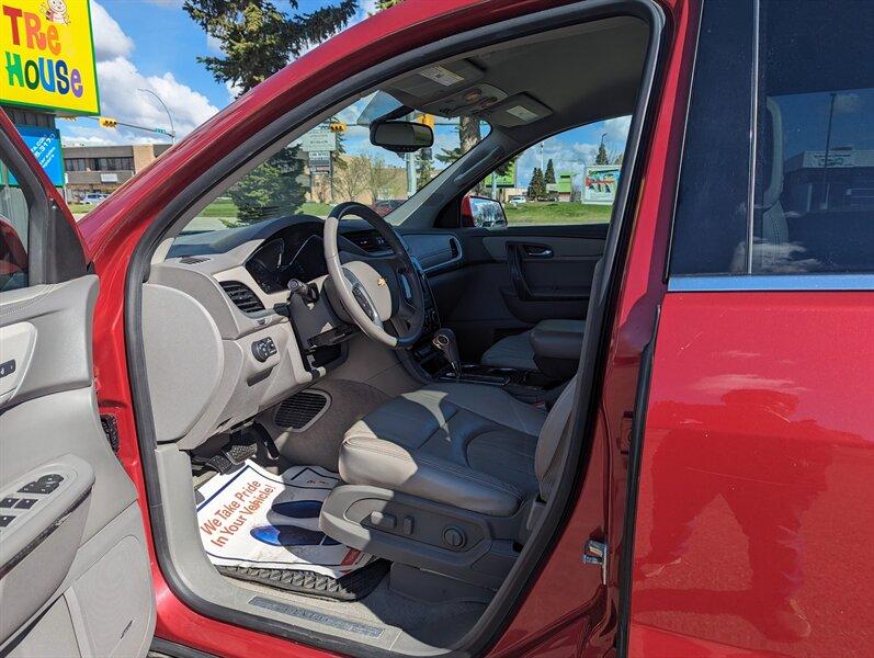 Chevrolet Traverse 2013 price $15,950