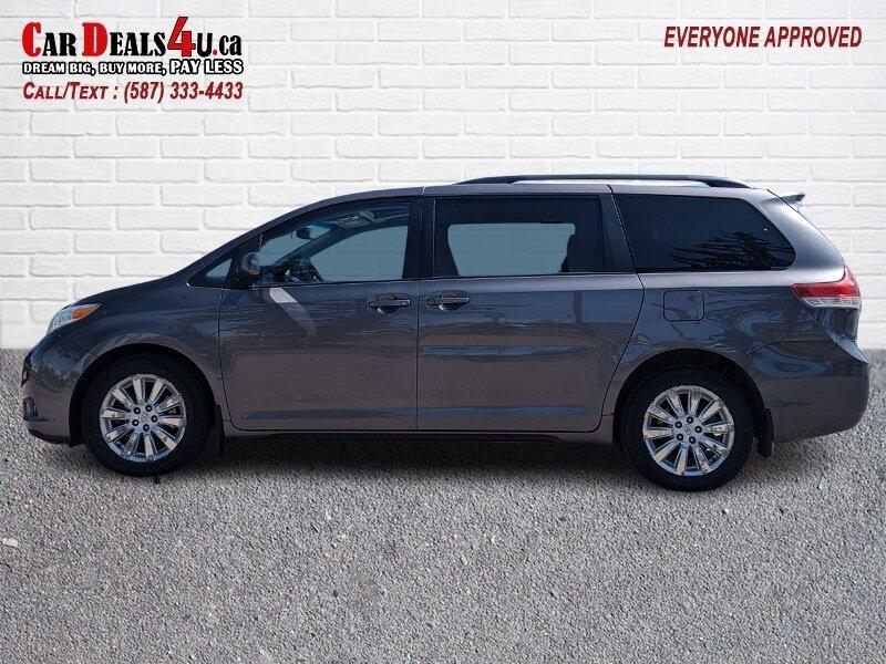 Toyota Sienna 2011 price $14,450