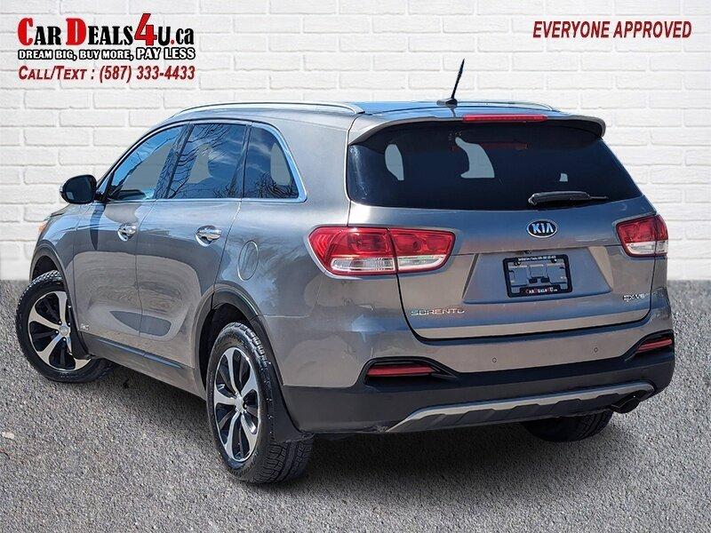 Kia Sorento 2016 price $16,950