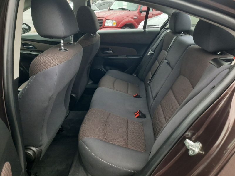 Chevrolet Cruze 2015 price $14,900