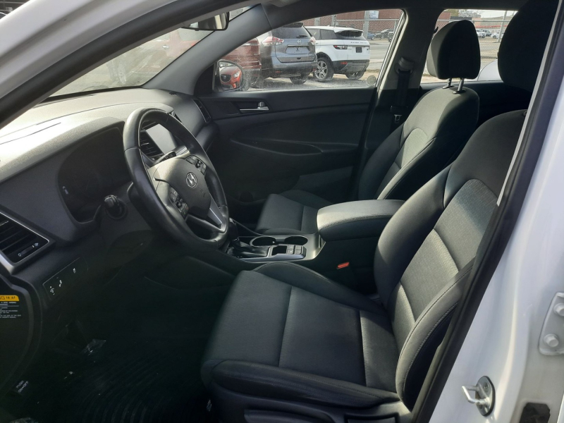 Hyundai Tucson 2016 price $15,900