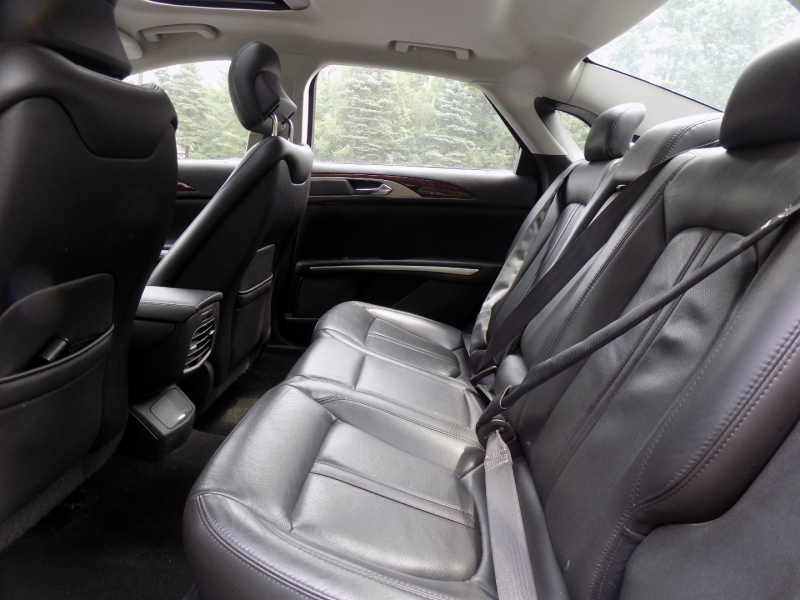 Lincoln MKZ 2013 price $10,995