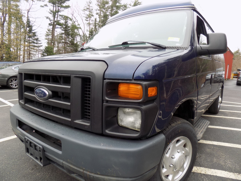 Ford Econoline Cargo Van 2012 price $17,995
