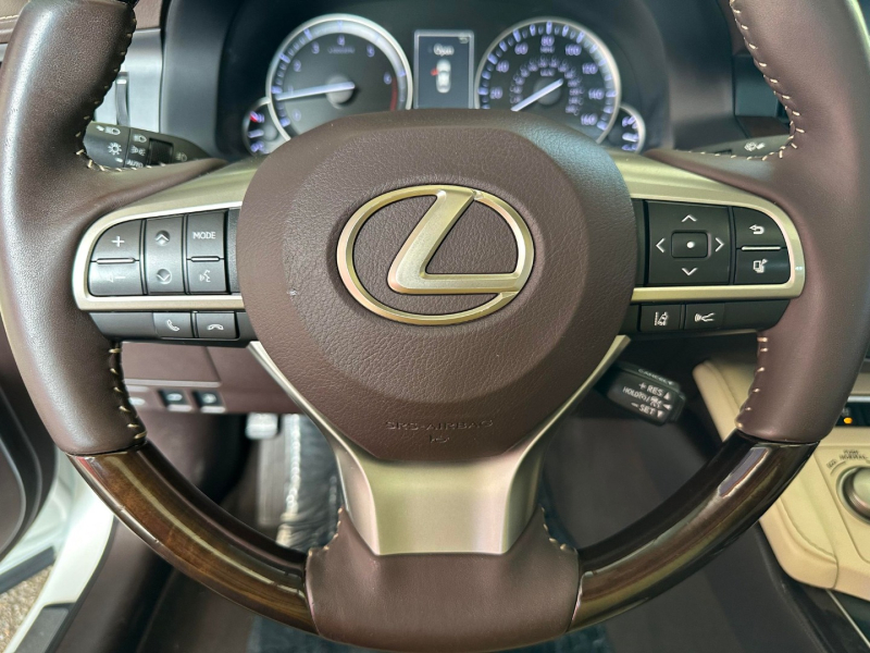 Lexus ES 2018 price $26,995
