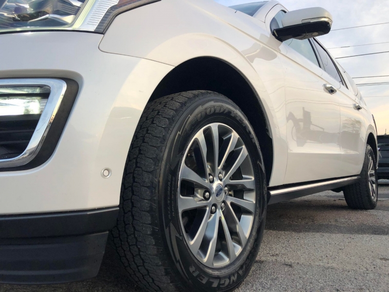 Ford Expedition Max 2018 price $35,995