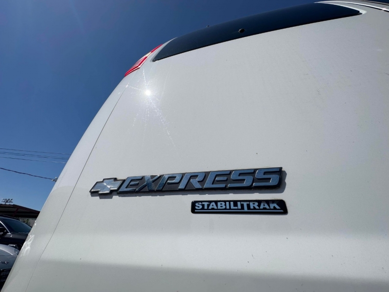 Chevrolet Express Passenger 2015 price $29,995