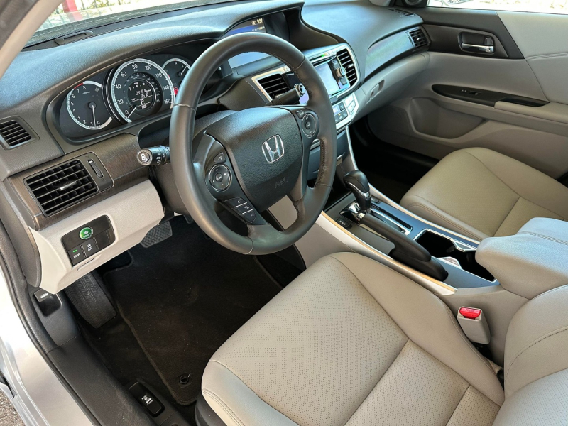 Honda Accord Sedan 2014 price $21,995