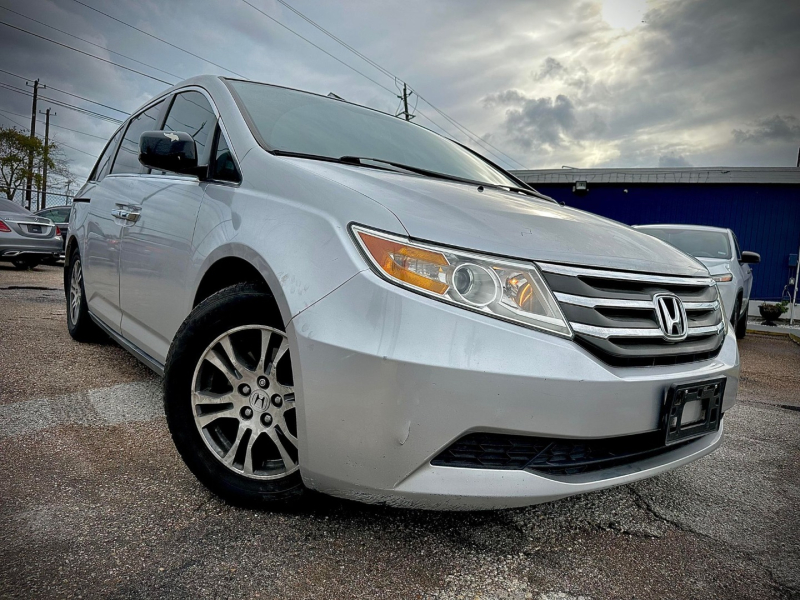Honda Odyssey 2011 price $14,995
