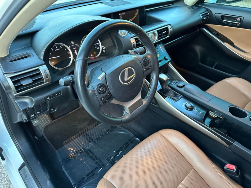 Lexus IS 250 2014 price $21,995