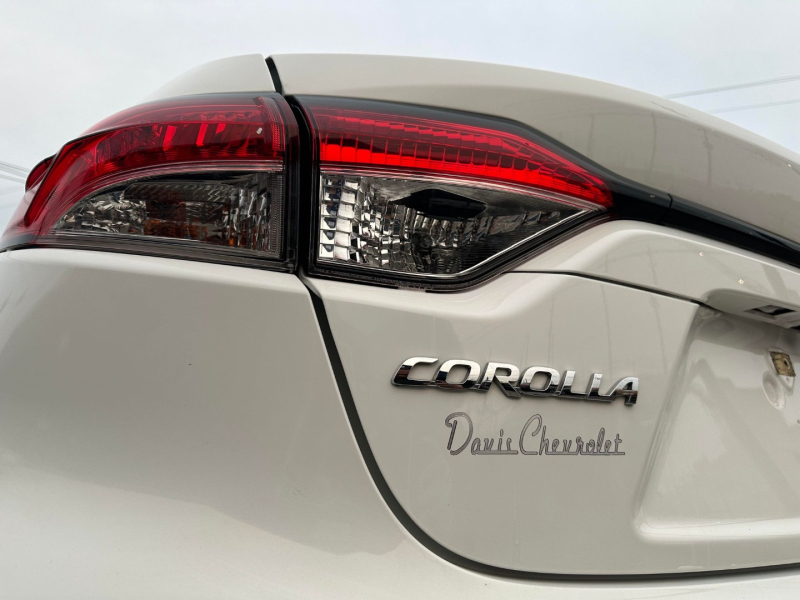 Toyota Corolla 2021 price $23,995