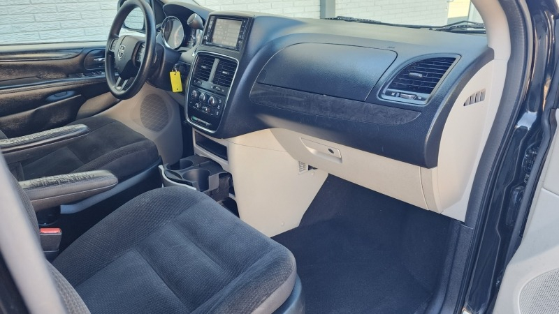Dodge Grand Caravan 2018 price $8,995 Cash