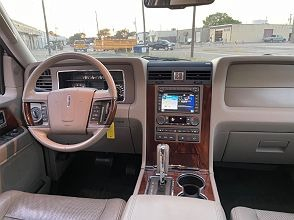 Lincoln Navigator 2012 price $7,995 Cash