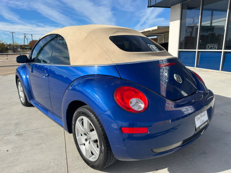 Volkswagen New Beetle Convertible 2007 price $7,979 Cash