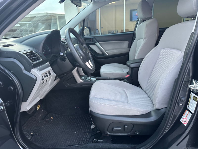Subaru Forester 2018 price $12,345 Cash