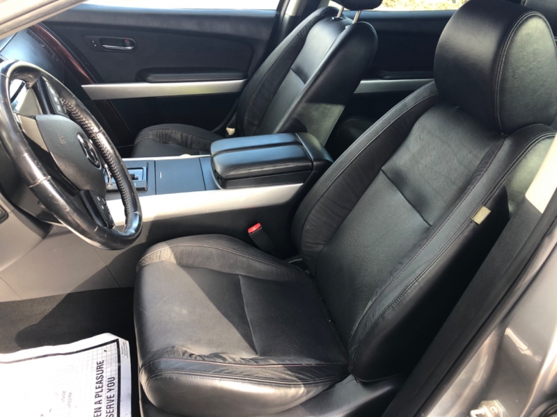 Mazda CX-9 2015 price $11,995
