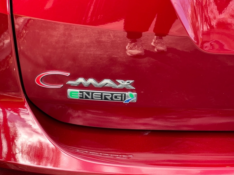 Ford C-Max Energi SE 2017 price $12,995