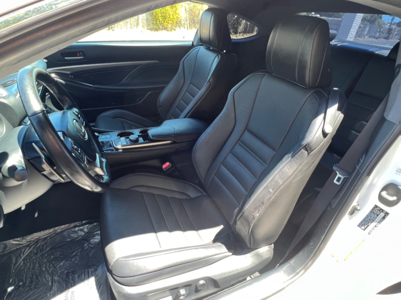 Lexus RC 200t 2016 price $21,995