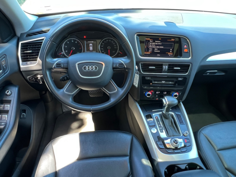 Audi Q5 2015 price $15,300