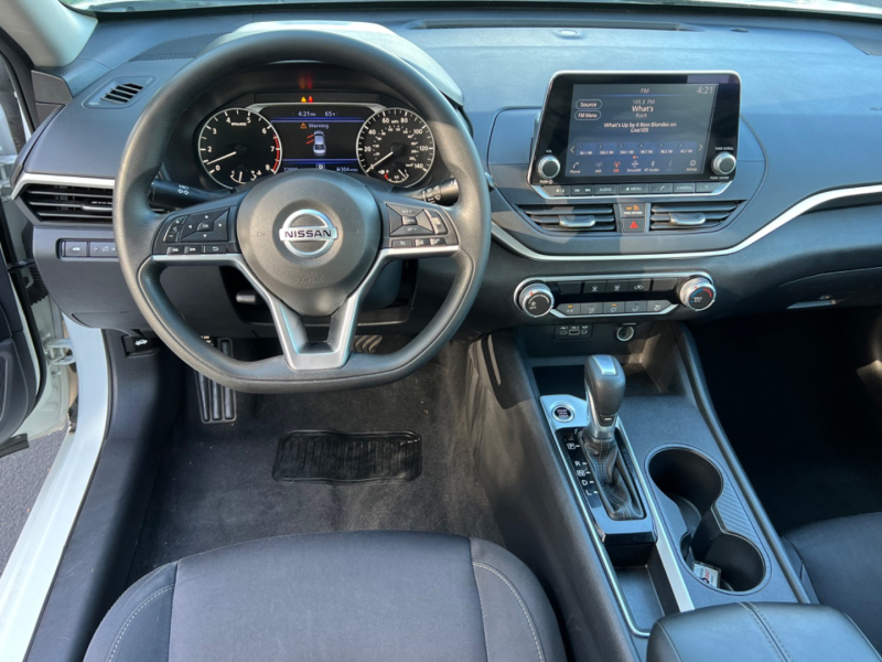 Nissan Altima 2020 price $17,850