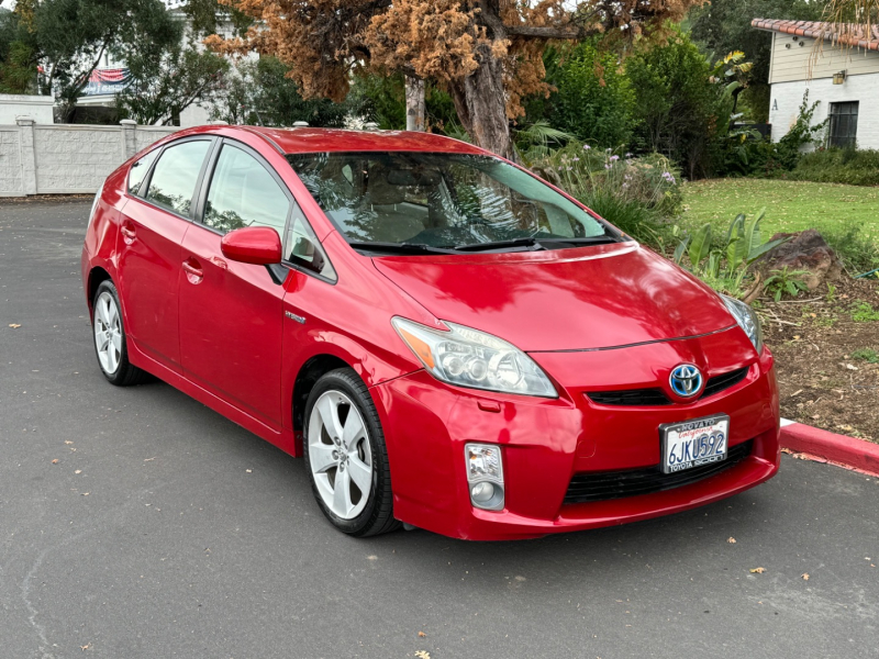Toyota Prius 2010 price $9,995