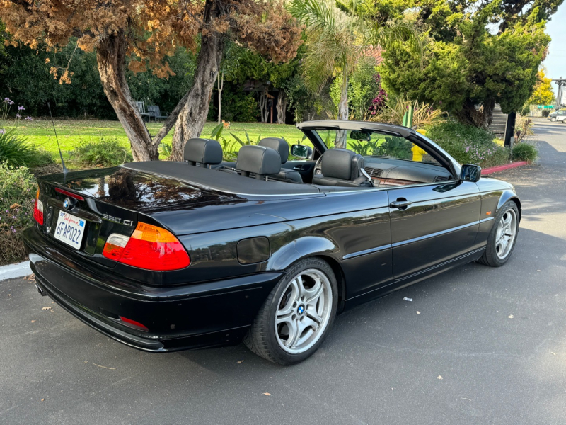BMW 330Ci Convertible 2001 price $9,995