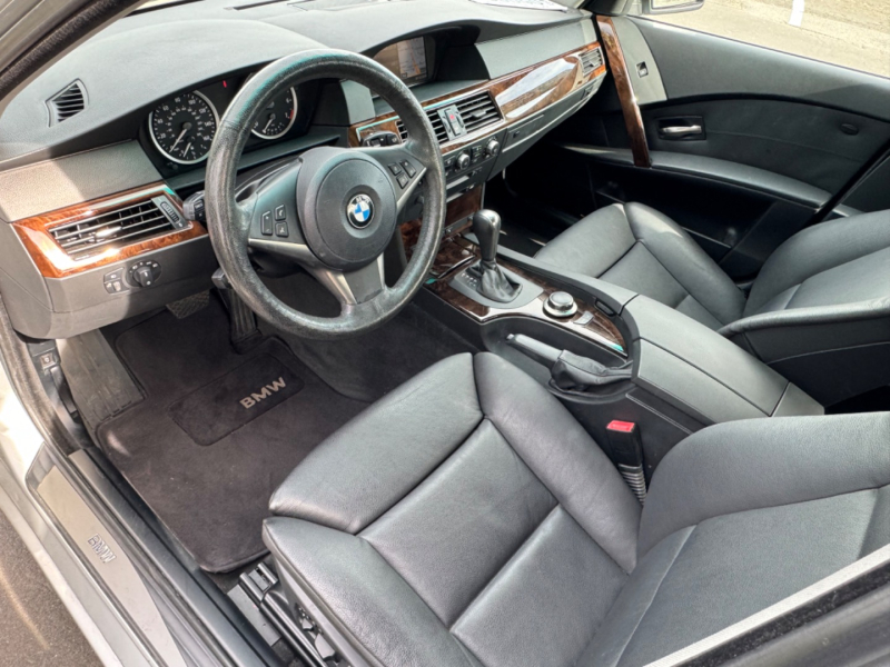 BMW 550i 2007 price $8,995