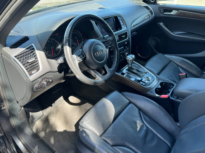 Audi Q5 2017 price $15,995